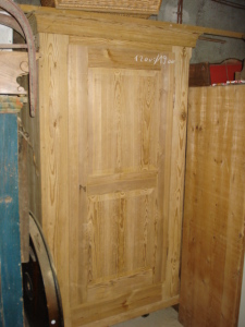 Tannenschrank 601