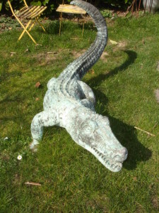 Krokodil in Bronce